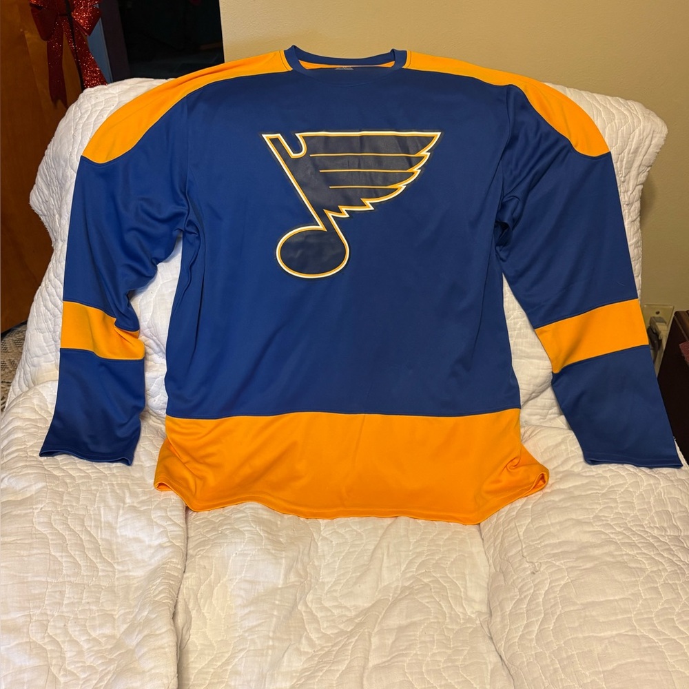 St. Louis Blues Navy and Yellow Hockey Jersey